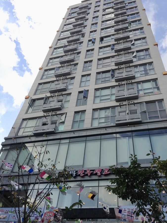 Alice Apartment Seoul Exteriör bild