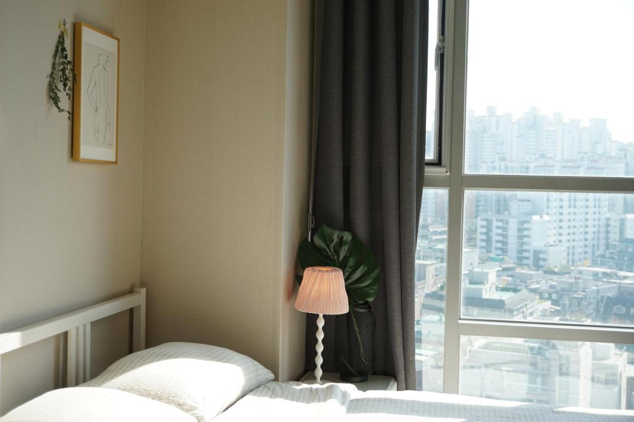 Alice Apartment Seoul Exteriör bild