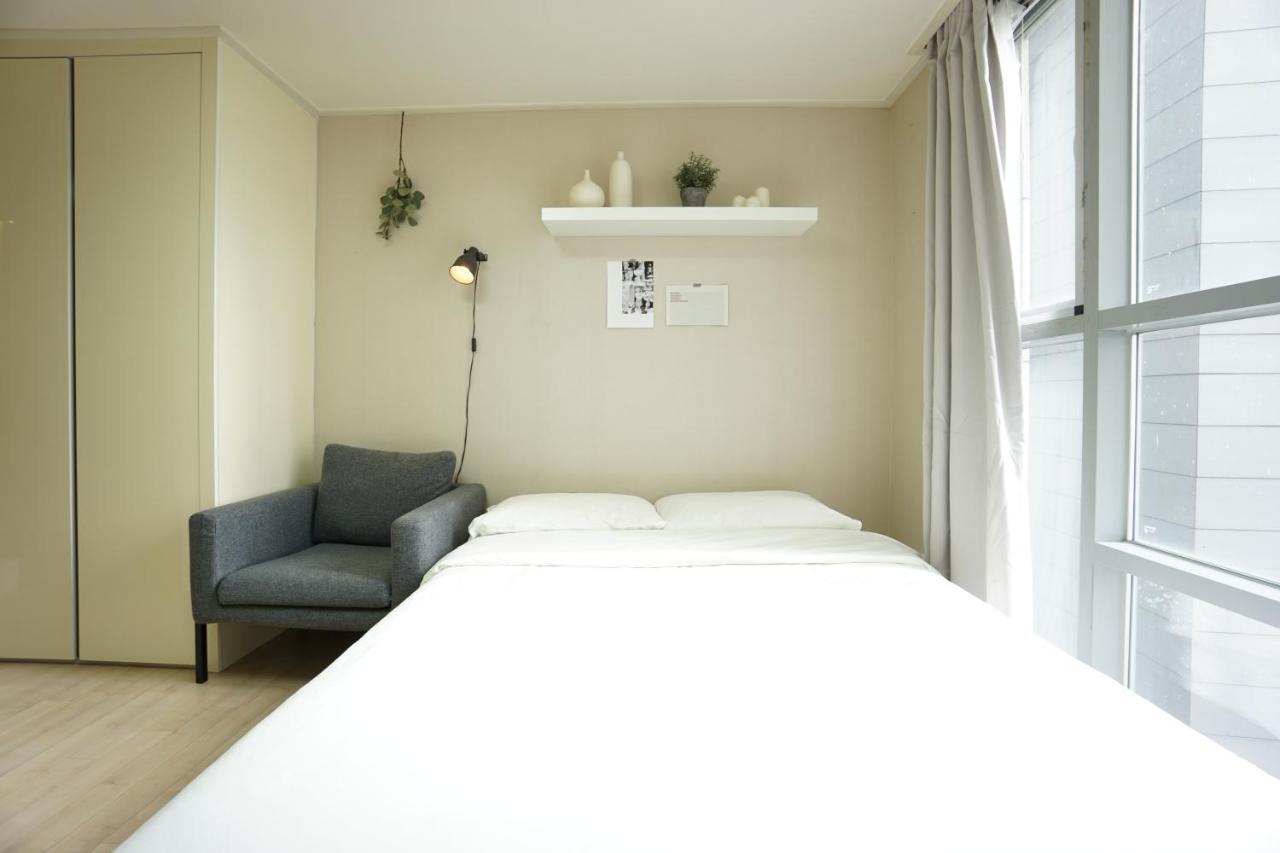 Alice Apartment Seoul Exteriör bild