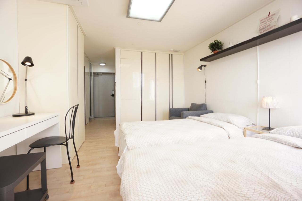 Alice Apartment Seoul Exteriör bild