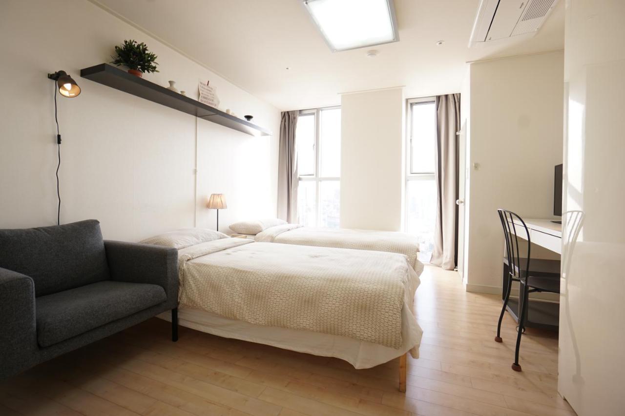 Alice Apartment Seoul Exteriör bild